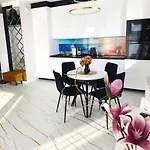 De Lux 18 Pietro Parking Appartement