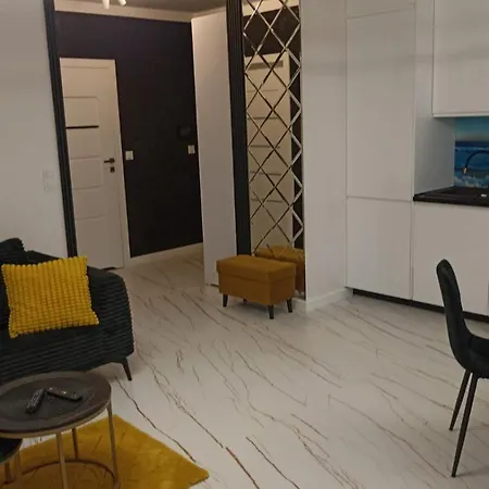 De Lux 18 Pietro Parking غدانسك