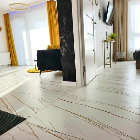 De Lux 18 Pietro Parking *