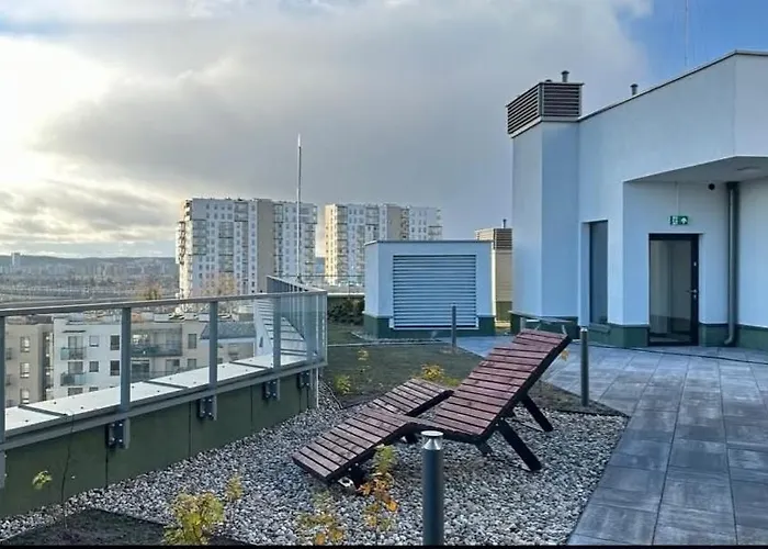 De Lux 18 Pietro Parking *