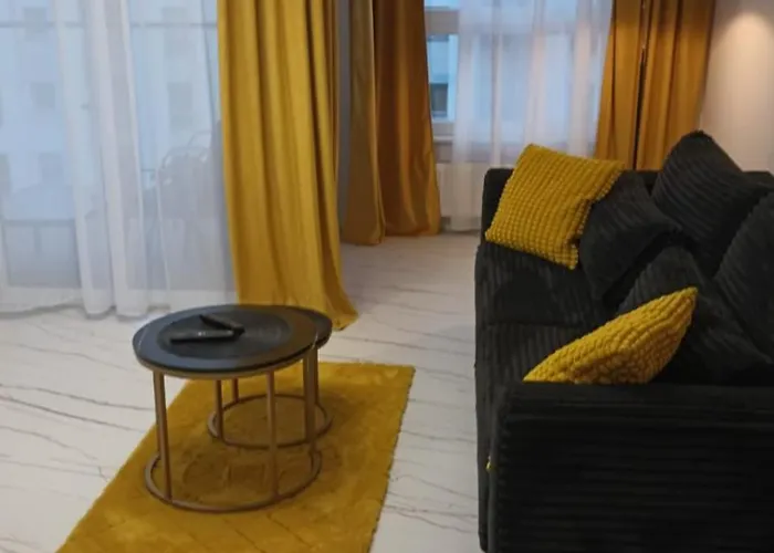 De Lux 18 Pietro Parking Gdańsk