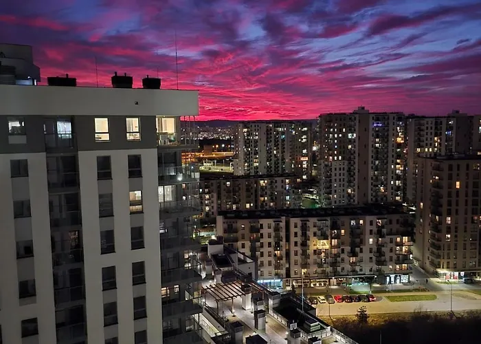 De Lux 18 Pietro Parking *