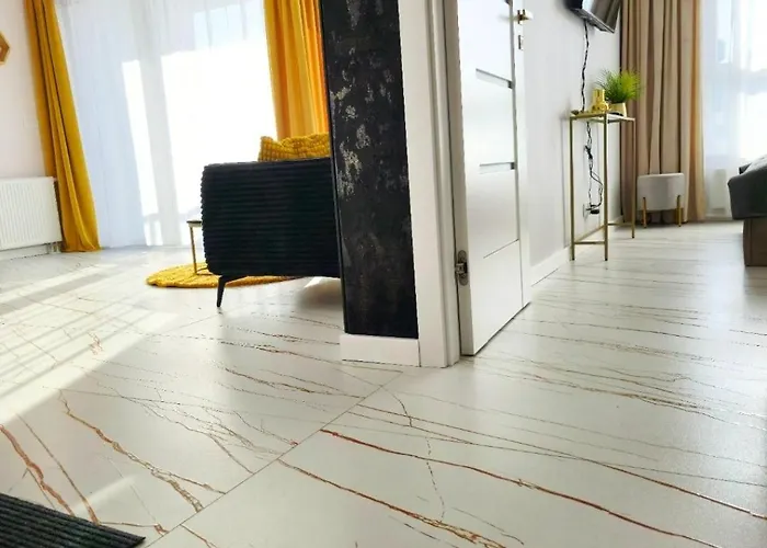 De Lux 18 Pietro Parking *