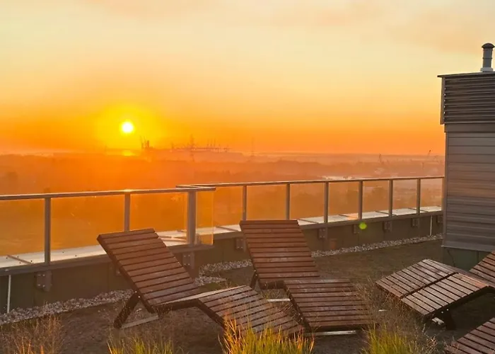 De Lux 18 Pietro Parking Gdańsk