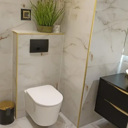 아파트 De Lux 18 Pietro Parking *