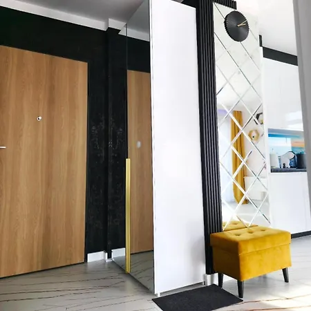 Apartment De Lux 18 Pietro Parking *