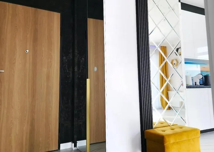 De Lux 18 Pietro Parking * Gdańsk