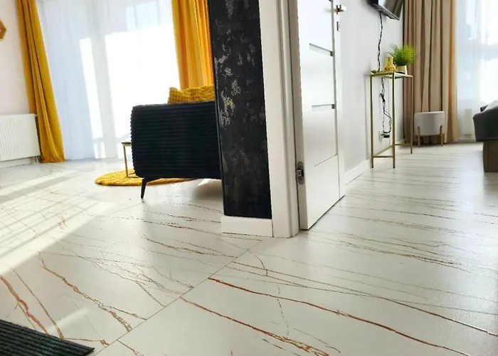 De Lux 18 Pietro Parking *